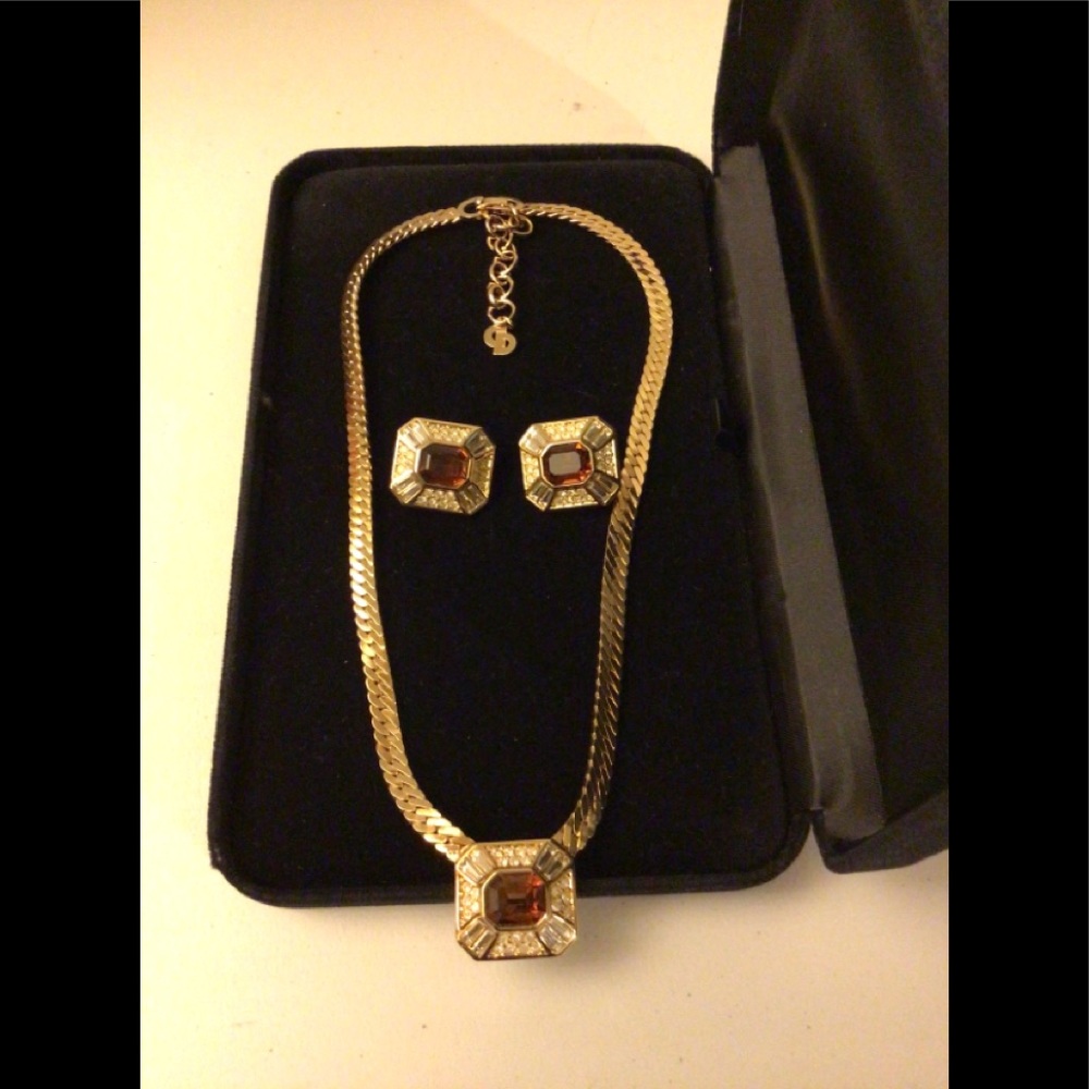 Vintage Christian Dior-Henkel Grosse’ Necklace Set